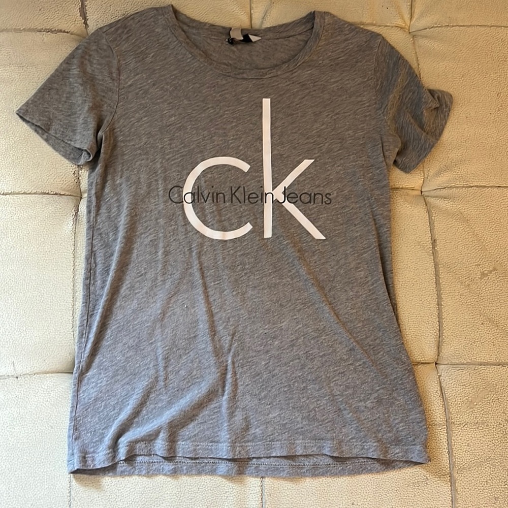 Calvin Klein top